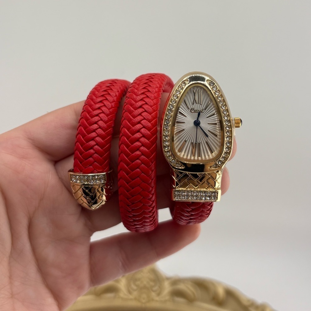 Elegant Serpenti Wrap Bracelet Watch – Red & Gold Tone ✨ - Picture 6 of 14